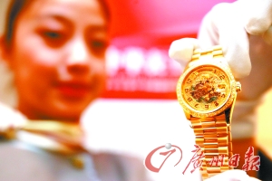 全球1/4奢侈品由中國(guó)人購(gòu)買買奢侈品如同買菜