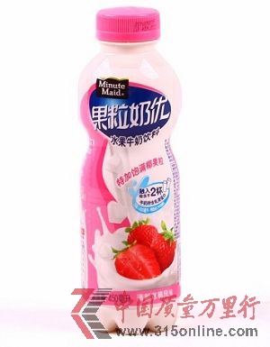 圖為可口可樂品牌飲料“美汁源果粒奶優”(清新草莓口味)。